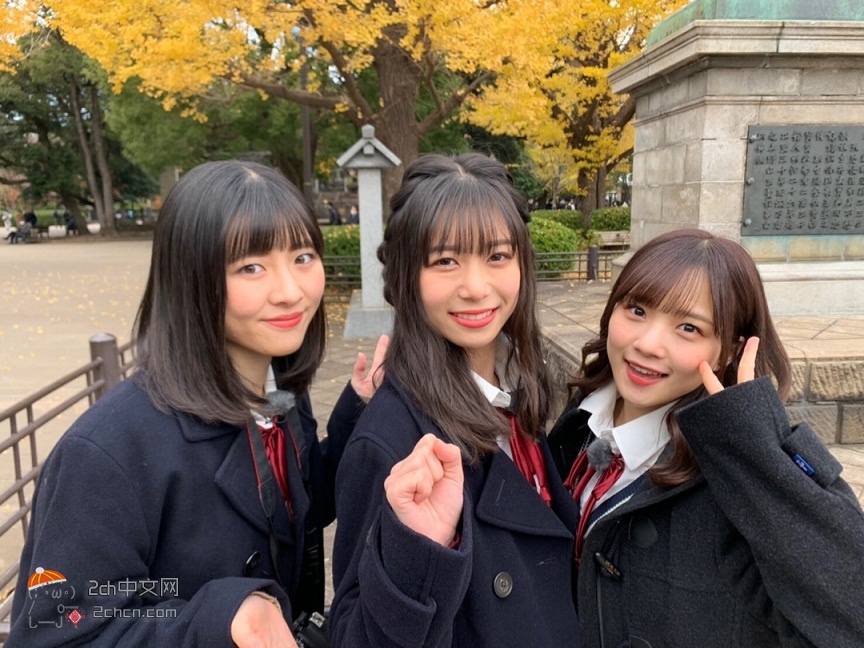 2ch：【悲报】日本JK在坟墓前面自拍