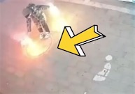 2ch：中国少年玩井盖焰火玩上瘾了