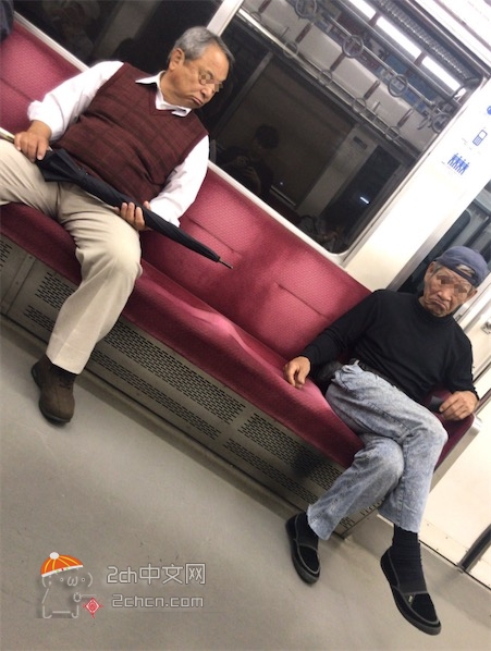 2ch：电车里的心理战