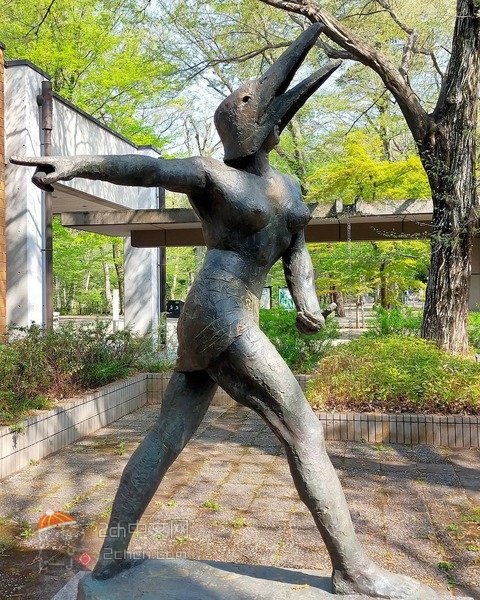 2ch：动物园里的谜之生物到底是什么？