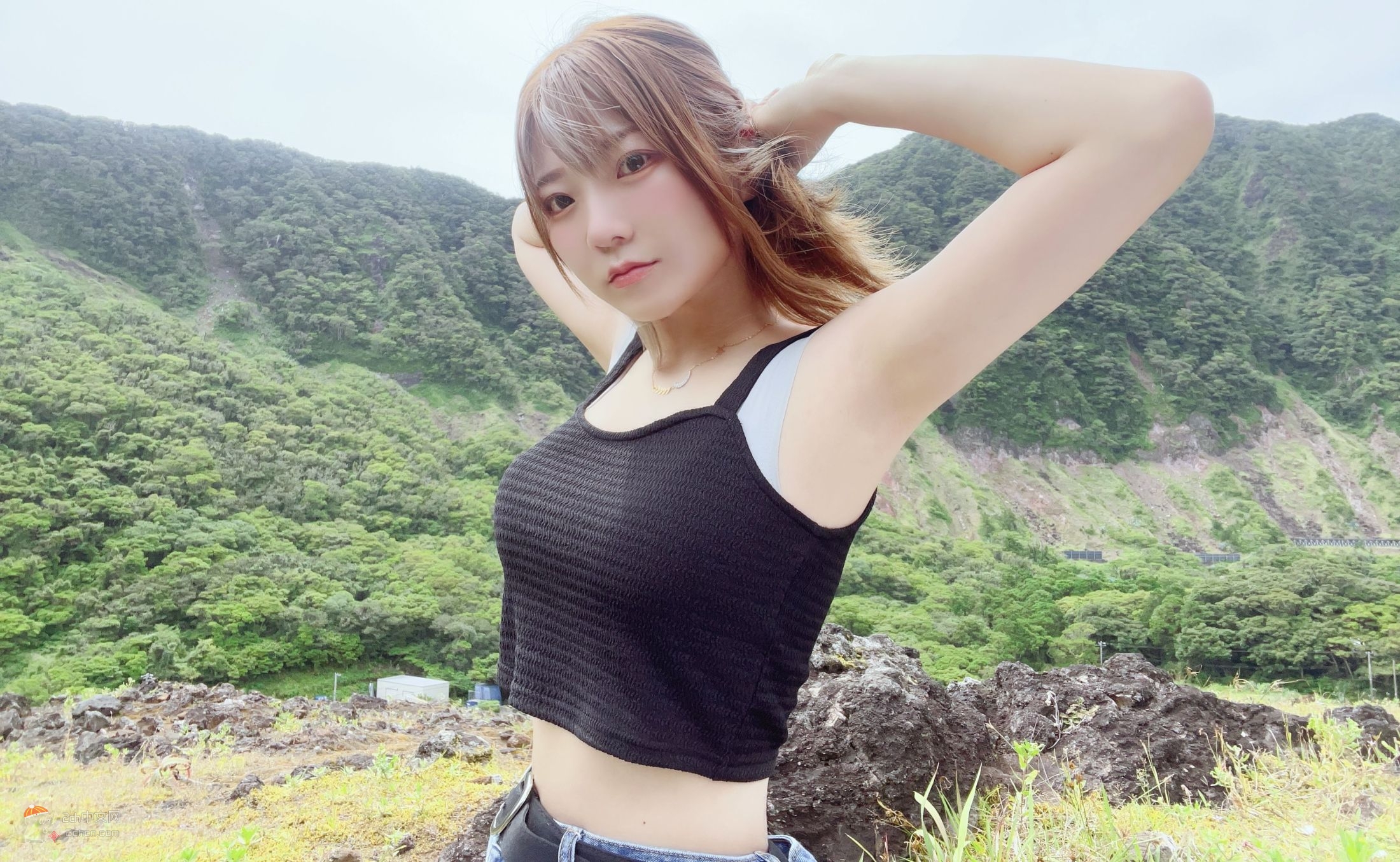 2ch：在人口166人的离岛生活的日本YouTuber，是超乎你们想象1000倍的美人
