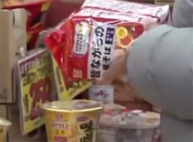 2ch：日本人开始在超市里检查原料是否含有红曲