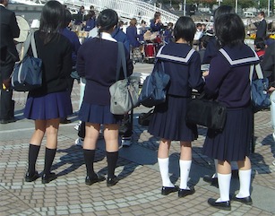 2ch：中国上海男子「人生最大的目标是找日本老婆。不用买房买车。最好是18岁女高中生」