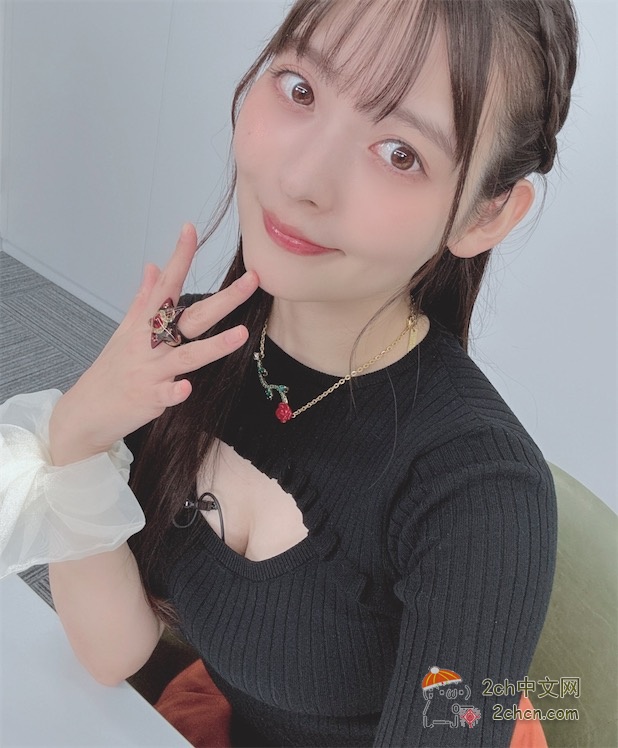 2ch：声优上坂堇分享了一些H的照片