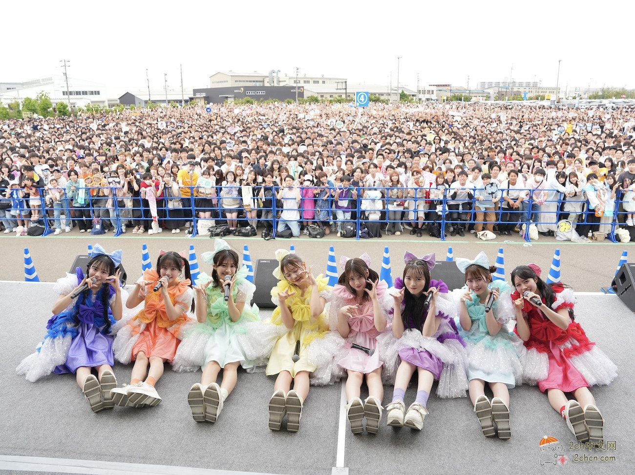 2ch：日本谜之偶像在地方的永旺商场吸引了5000人围观
