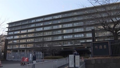 2ch：日本外务省高官今日访华