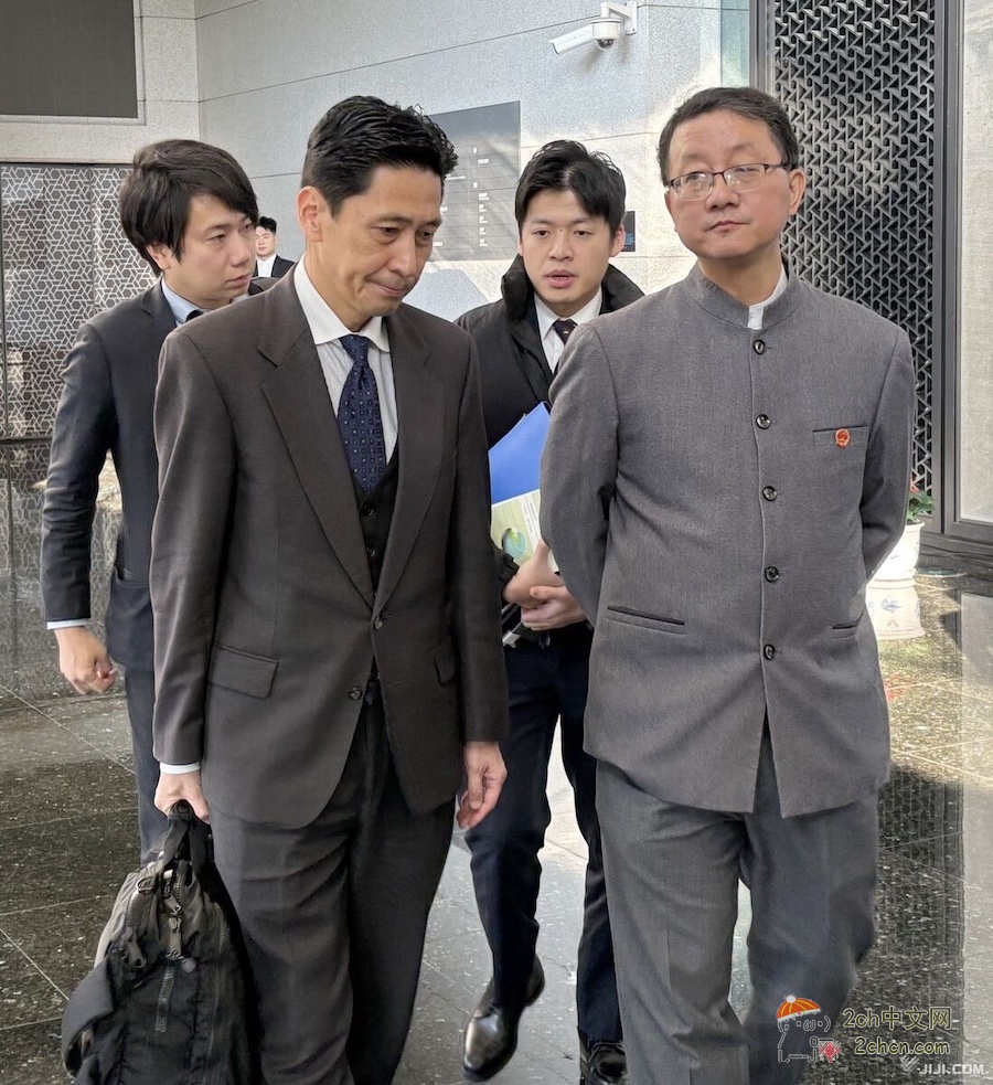 2ch：这就是给高市擦屁股的男人