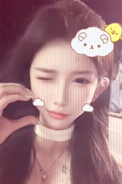 中国美女网红流落柬埔寨街头，前后的样子反差太大了