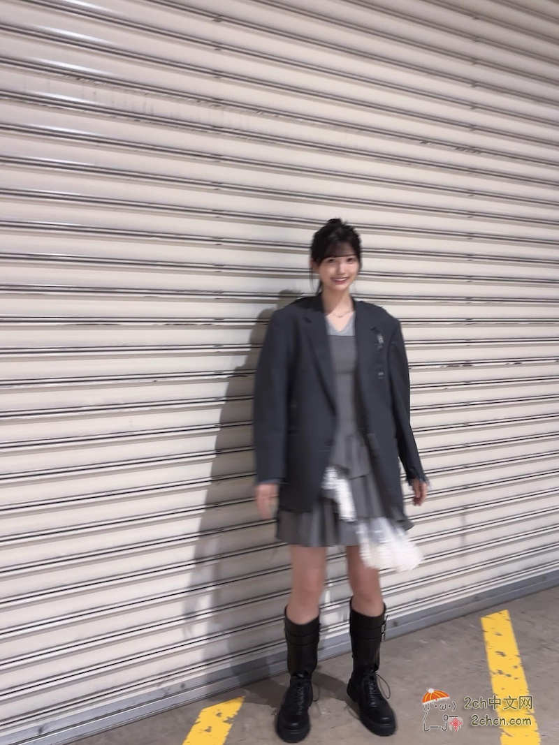 2ch：乃木坂的低人气成员五百城茉央身材太好，反而看起来不正常