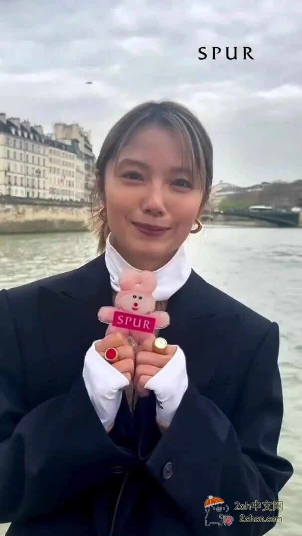 2ch：最新的宫崎葵（40岁、4个孩子的妈妈）