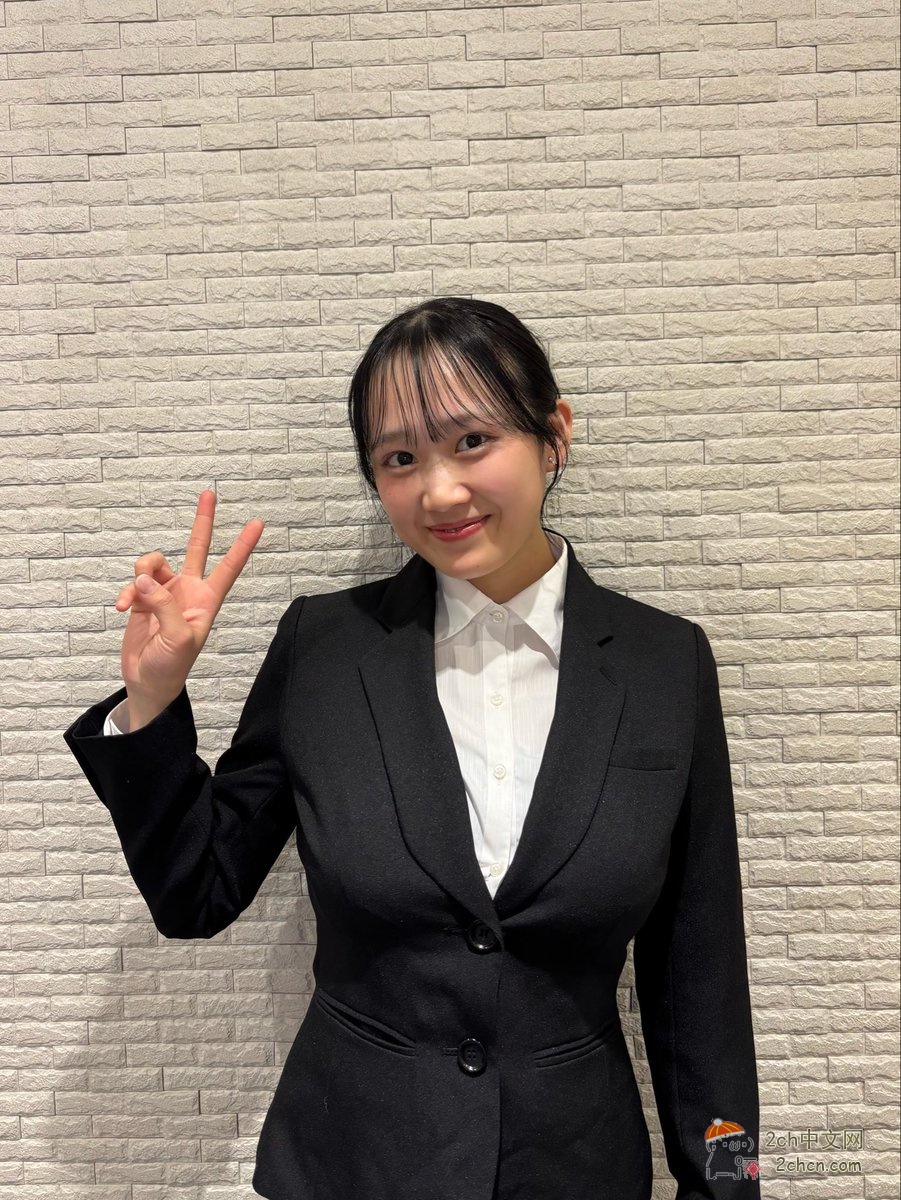 2ch：日本22岁人气写真偶像宣布退出娱乐圈：“成为新社会人，改名重新出发”