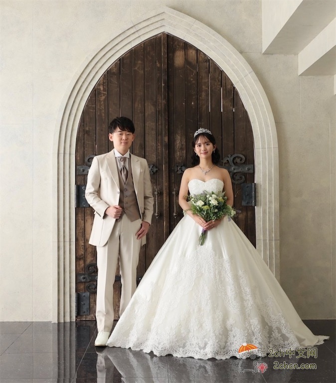 2ch：即使是芝士牛也能娶到年轻貌美、欧派又大的老婆