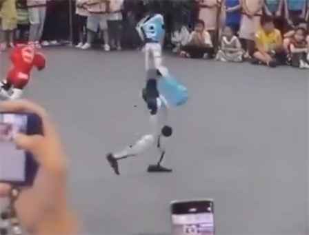 2ch：中国的人形机器人拳击比赛太超现实了