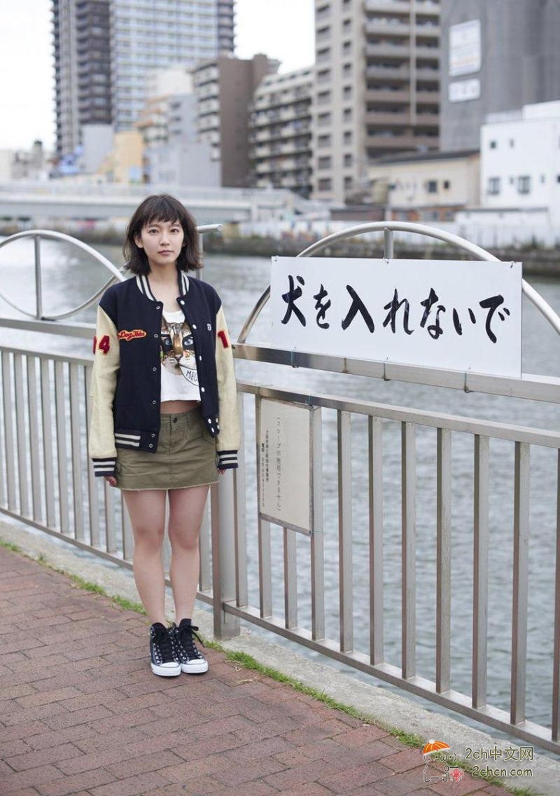 2ch：十年前的吉冈里帆