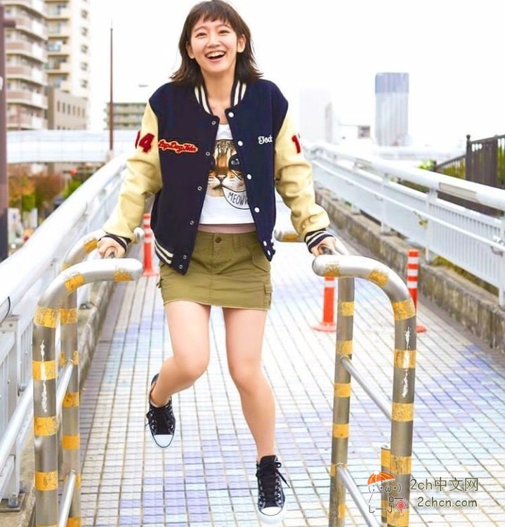 2ch：十年前的吉冈里帆