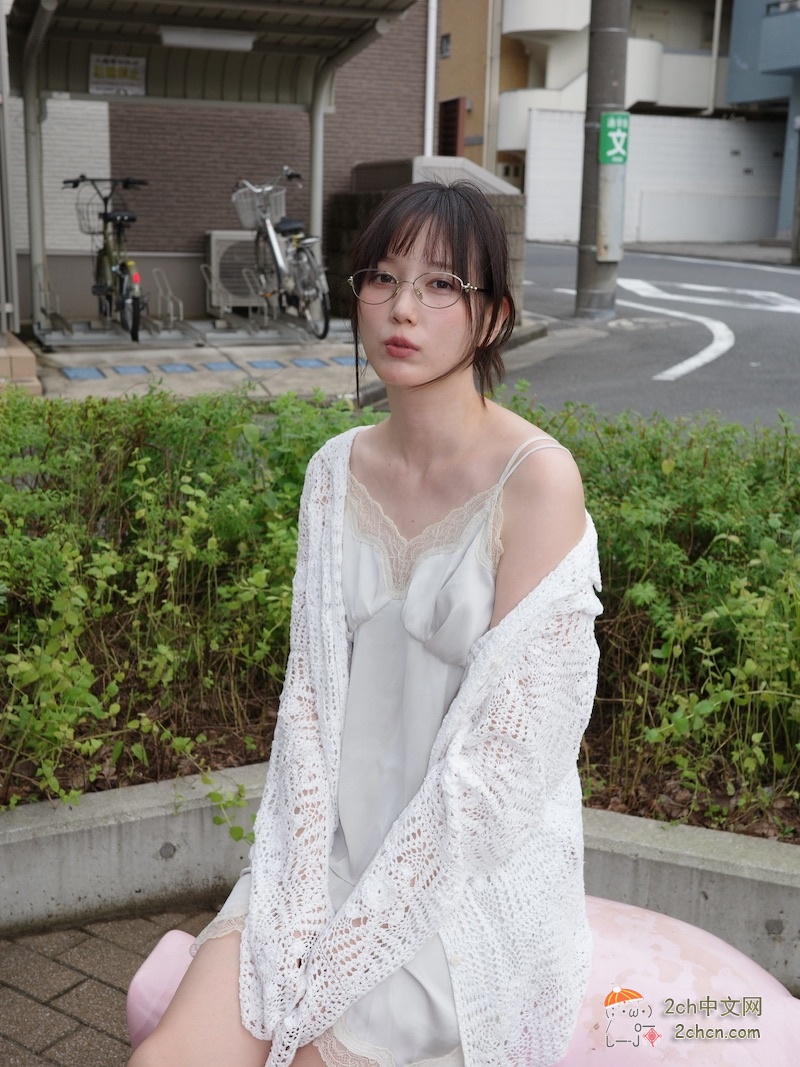 2ch：本田翼在住宅区穿着很暴露的衣服