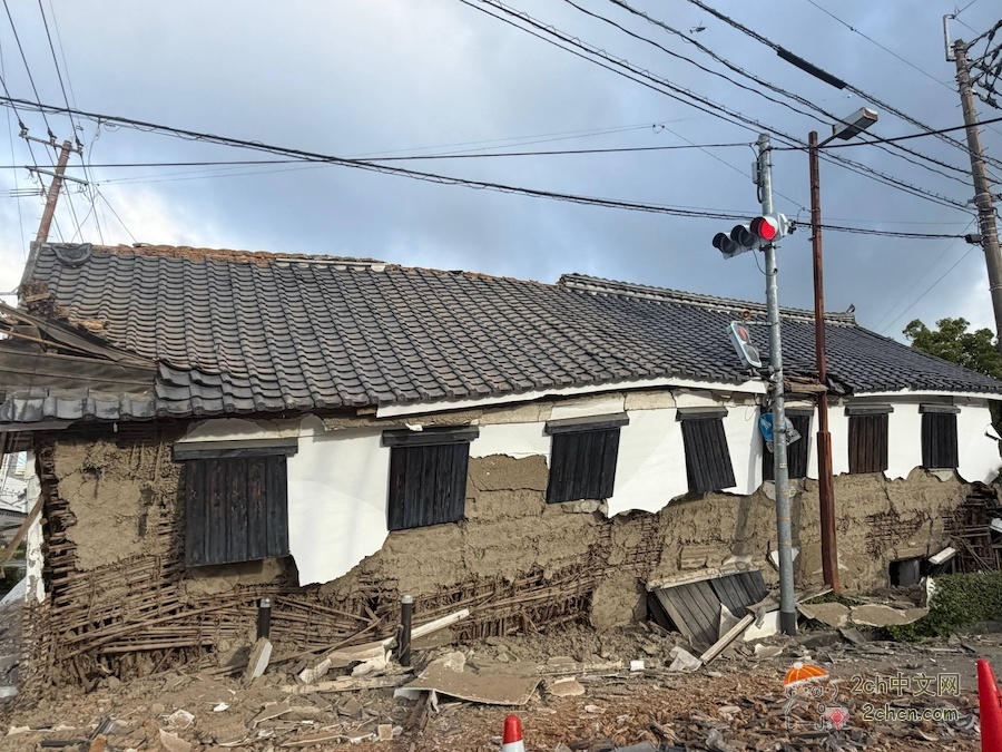 2ch：日本熊本县八代市，估计有半数房屋倒塌