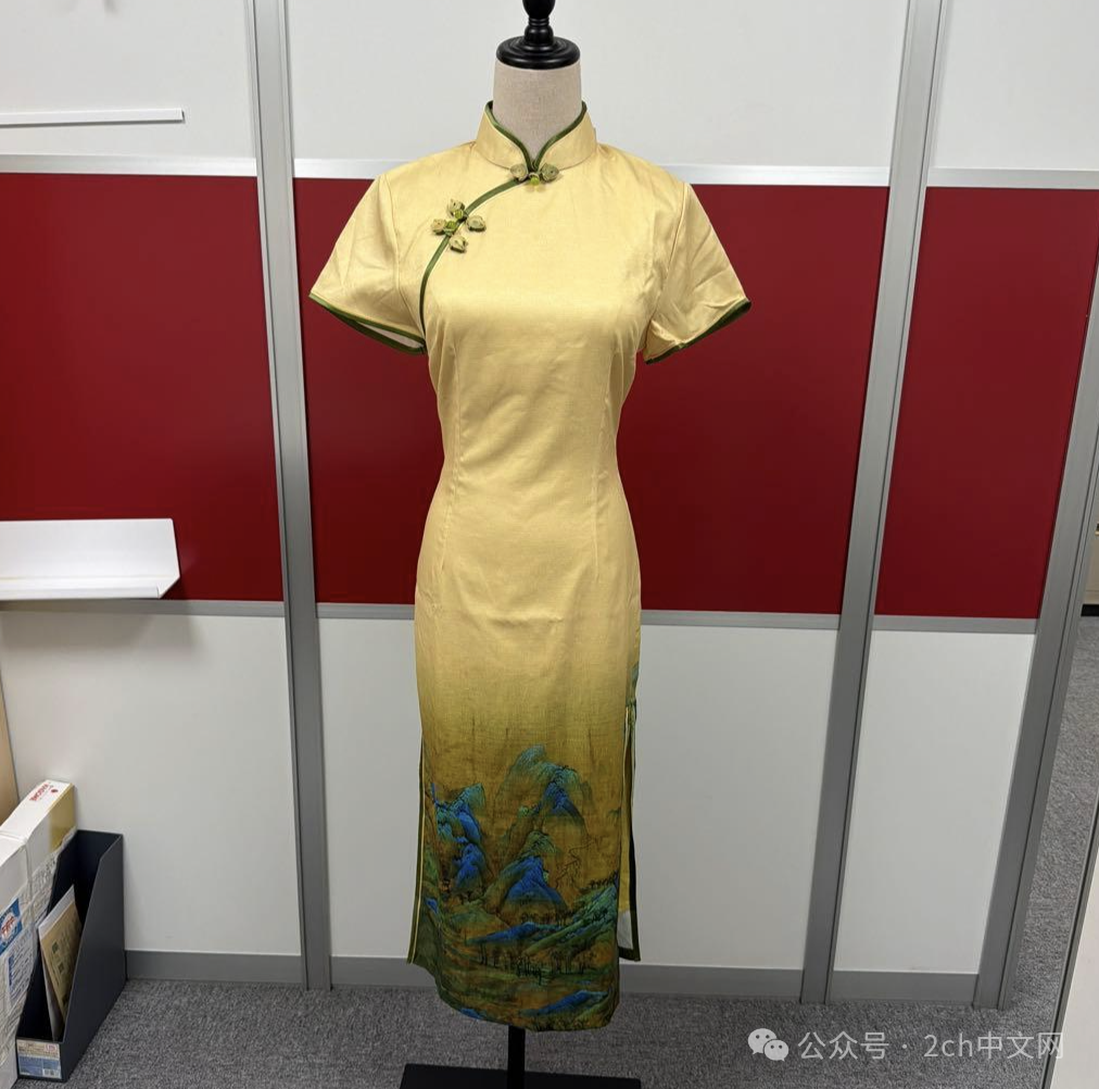 日本人在二手平台上发现超便宜旗袍，没多久几乎全部卖光